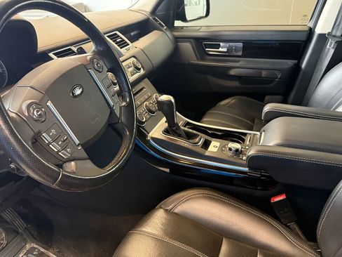 Used 2011 Land Rover Range Rover Sport Supercharged AWD/4WD image 10