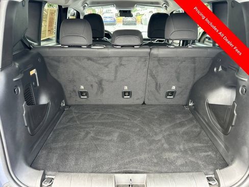 Used 2023 Jeep Renegade Altitude AWD/4WD image 15