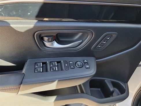 Used 2024 Honda Pilot TrailSport image 18