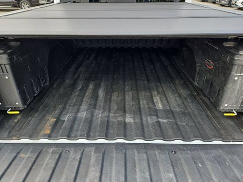 Used 2023 GMC Sierra 1500 AT4 w/ AT4 Preferred Package AWD/4WD image 11