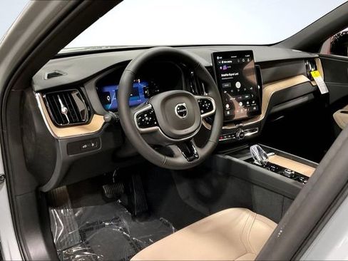 New 2026 Volvo XC60 T8 Plus w/ Protection Package Premier image 10