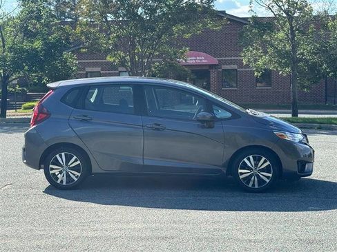 Used 2017 Honda Fit EX image 7