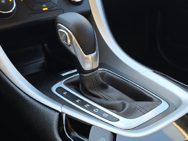 Used 2015 Ford Fusion SE FWD image 35