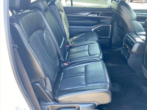Used 2022 Jeep Wagoneer Series I w/ Convenience Group I AWD/4WD image 25
