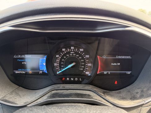 Used 2020 Ford Fusion SE image 17