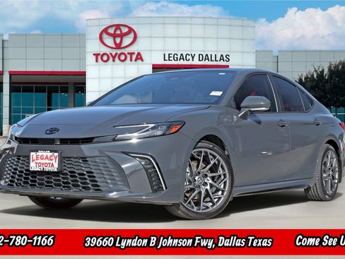 Used 2026 Toyota Camry XSE FWD image 1