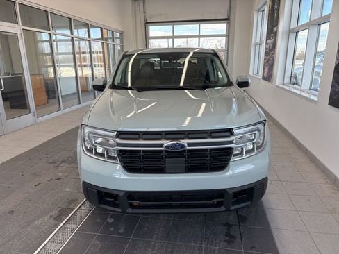 Used 2022 Ford Maverick Lariat w/ Lariat Luxury Package image 2