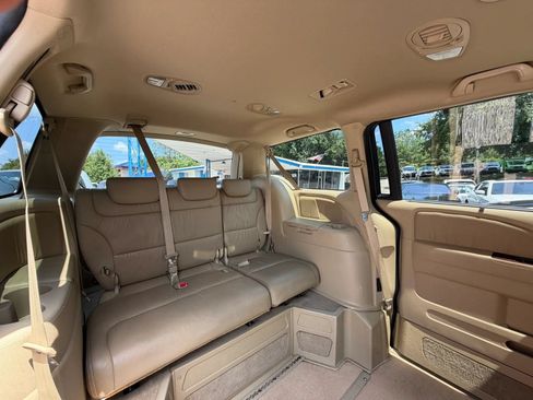Used 2010 Honda Odyssey EX-L image 27