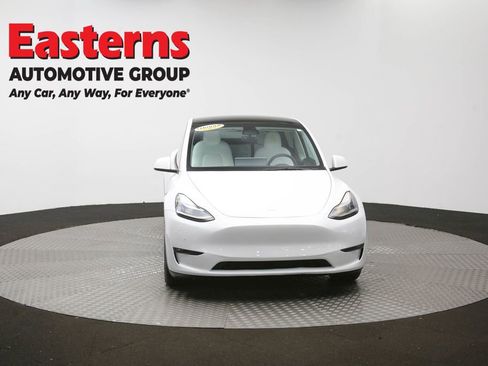 Used 2022 Tesla Model Y Long Range image 47