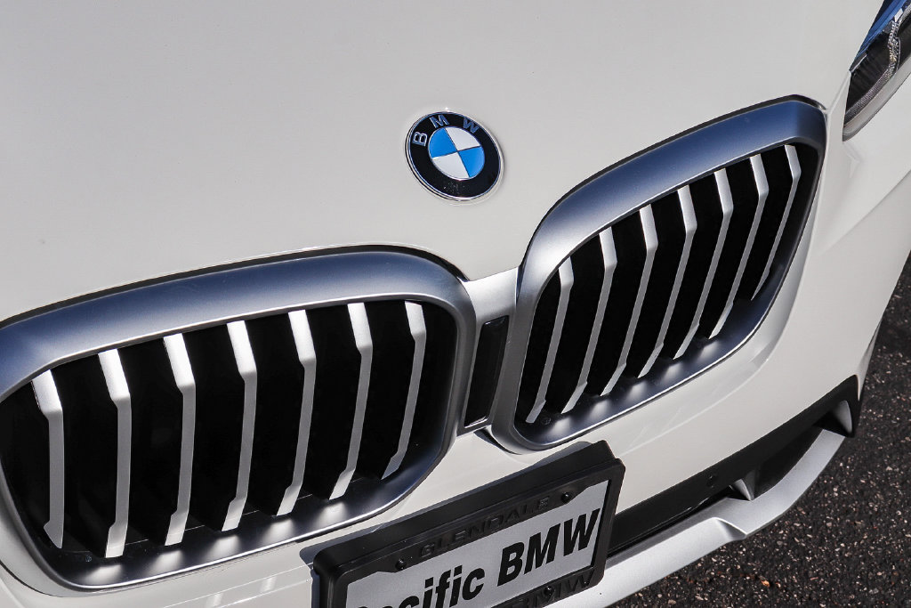 Certified 2023 BMW X3 sDrive30i w/ Convenience Package RWD image 11