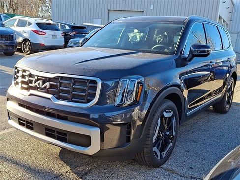 New 2025 Kia Telluride S image 2