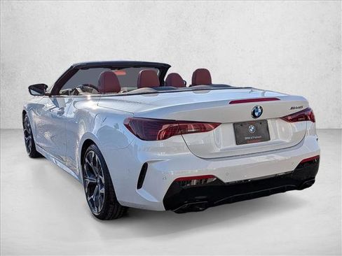 Used 2026 BMW M440i Convertible w/ Premium Package image 8