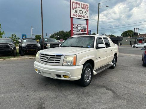 Used 2005 Cadillac Escalade EXT AWD/4WD image 9