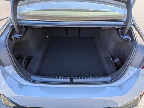 New 2026 BMW 530i xDrive w/ M Sport Package image 32