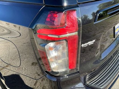 Used 2024 Chevrolet Tahoe RST w/ Luxury Package image 24