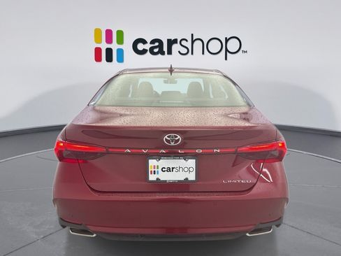 Used 2019 Toyota Avalon Limited w/ Advanced Safety Package FWD image 22