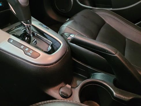 Used 2016 Chevrolet Cruze LT image 28