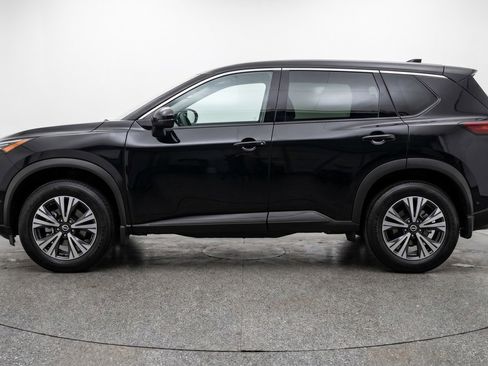 Used 2023 Nissan Rogue SV AWD/4WD image 5