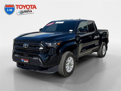 Certified 2025 Toyota Tacoma SR5 image 1