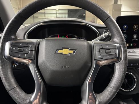 Used 2026 Chevrolet Blazer LT AWD/4WD image 24