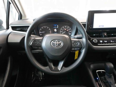 Used 2024 Toyota Corolla LE image 21