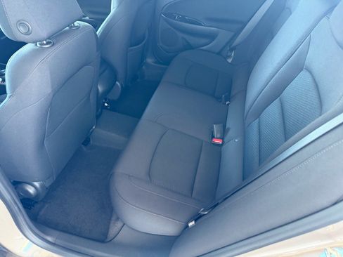 Used 2023 Chevrolet Malibu LS image 22