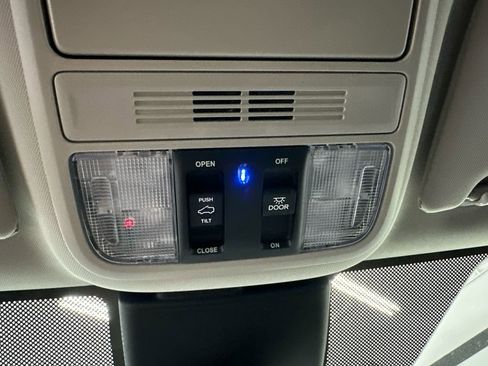 New 2026 Honda Odyssey Elite image 36