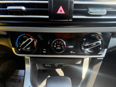 Used 2021 Kia Seltos LX AWD/4WD image 19