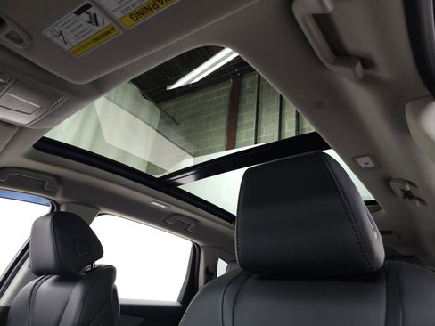 Used 2023 Acura MDX SH-AWD image 16