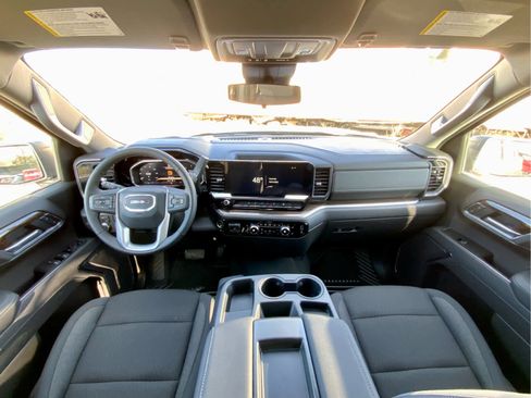 New 2026 GMC Sierra 1500 Elevation image 34