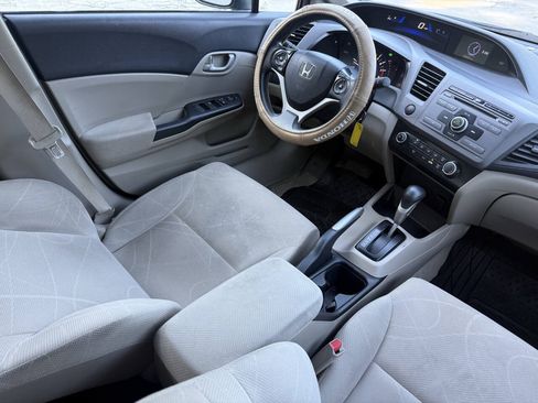 Used 2012 Honda Civic LX image 7