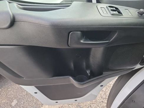 Used 2025 RAM ProMaster 2500 w/ Convenience Group FWD image 8