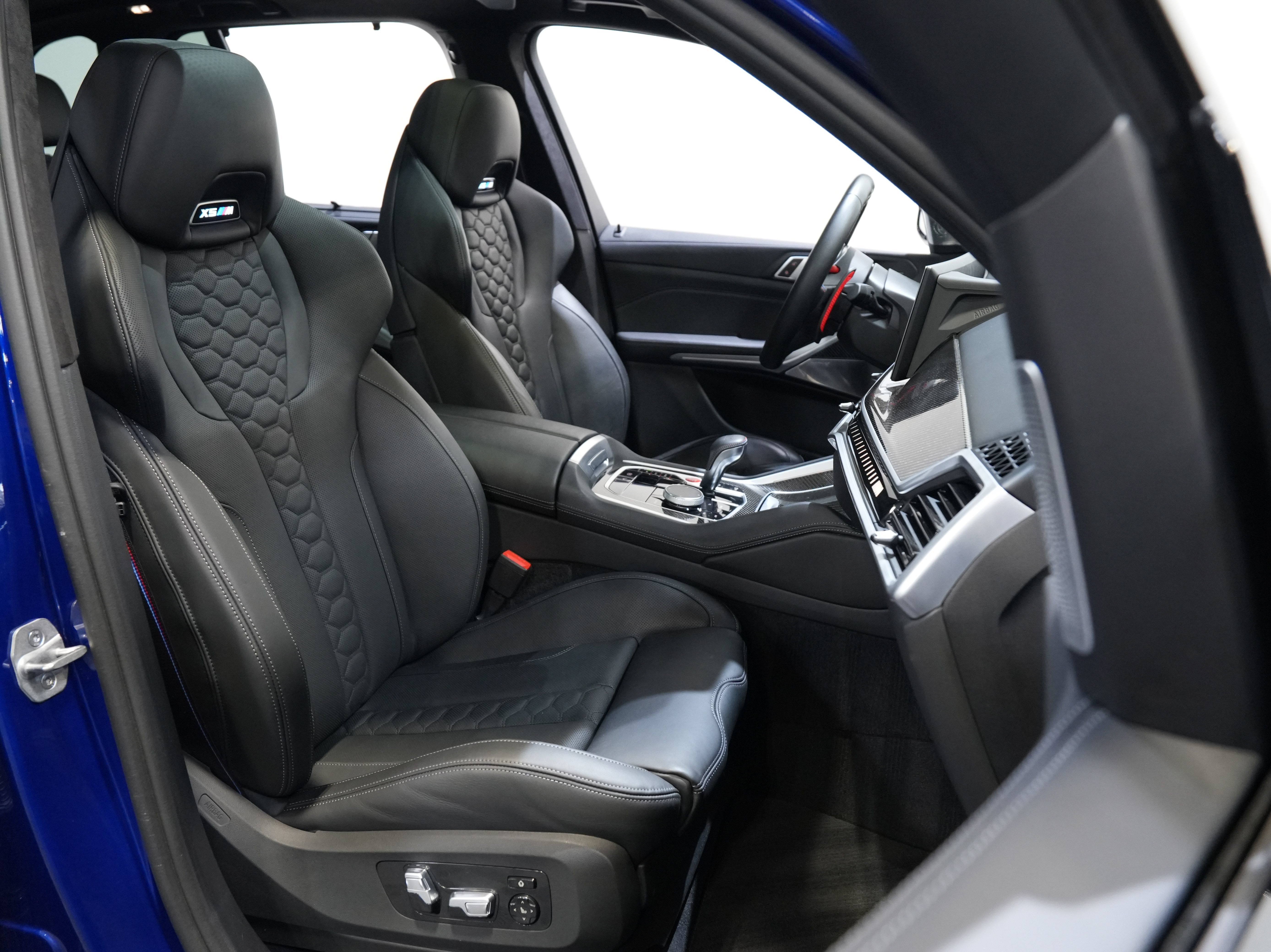 Used 2024 BMW X5 M Competition w/ Executive Package AWD/4WD image 34