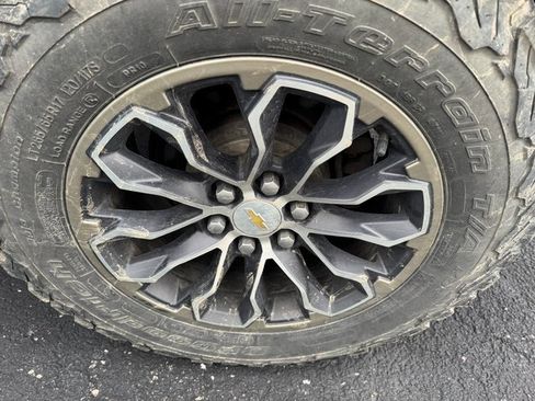 Used 2019 Chevrolet Colorado ZR2 image 5