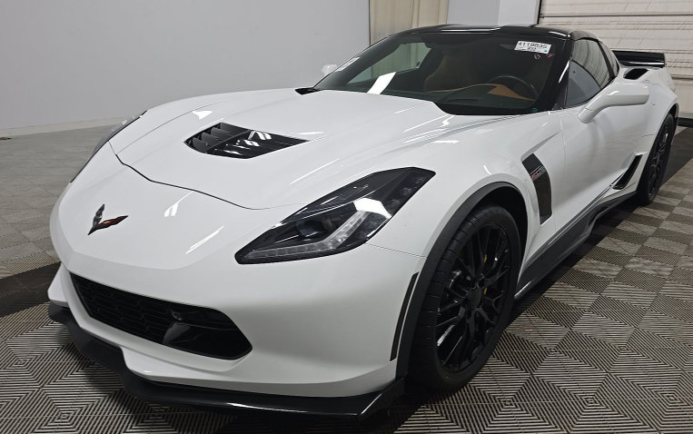 Used 2016 Chevrolet Corvette Z06 w/ 2LZ Preferred Equipment Group RWD image 1