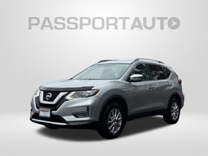 Used 2017 Nissan Rogue SV