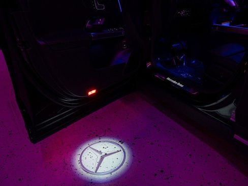 Certified 2025 Mercedes-Benz GLB 250 250 SUV image 28