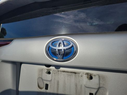 Used 2020 Toyota Prius Limited w/ Premium Convenience Package FWD image 20