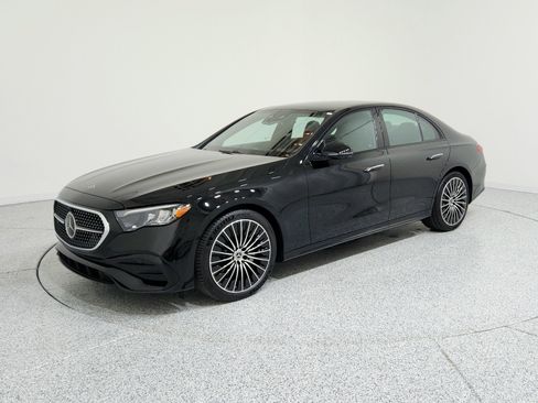 New 2026 Mercedes-Benz E 350 4MATIC Sedan image 1