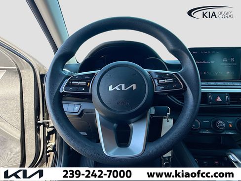 Certified 2024 Kia Forte LX image 35