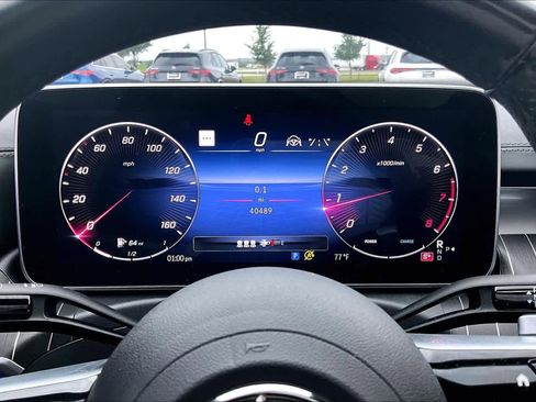 Used 2023 Mercedes-Benz C 300 Sedan image 27