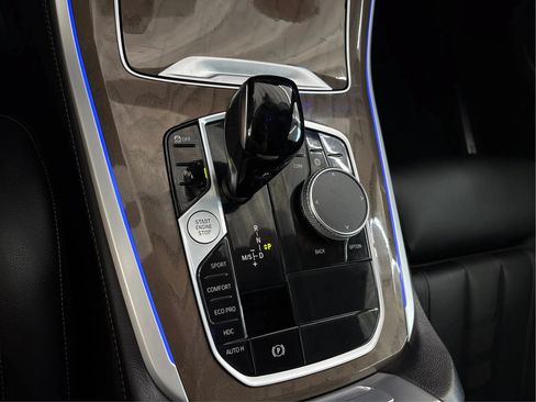 Used 2022 BMW X5 xDrive40i w/ Premium Package AWD/4WD image 45