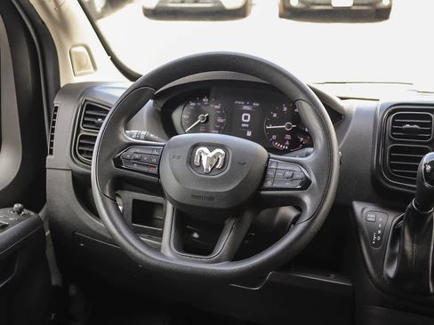 Used 2025 RAM ProMaster 2500 w/ Convenience Group FWD image 15