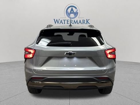 Used 2025 Chevrolet Trax ACTIV w/ Driver Confidence Package FWD image 4