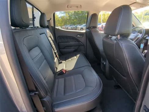 Used 2022 GMC Canyon Denali image 25