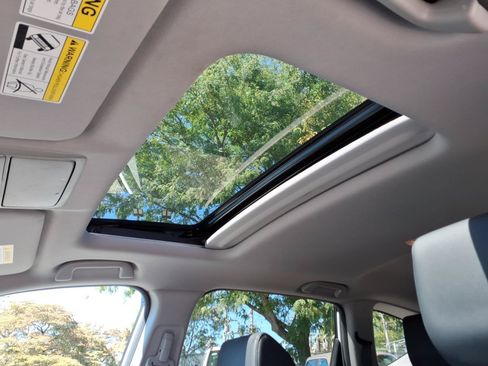 Used 2020 Honda CR-V EX-L image 10