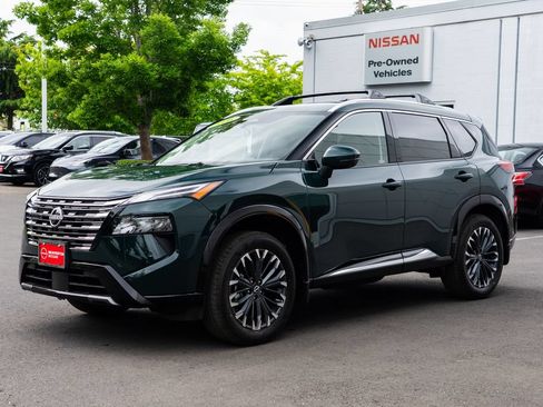 New 2026 Nissan Rogue Platinum AWD/4WD image 3
