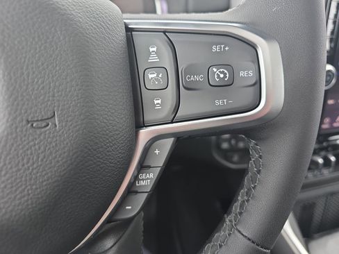 New 2026 RAM 1500 Big Horn AWD/4WD image 16