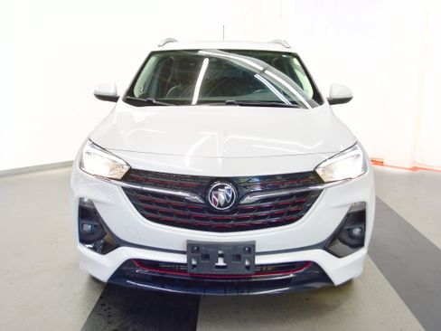 Used 2022 Buick Encore GX Select w/ Sport Touring Package FWD image 3