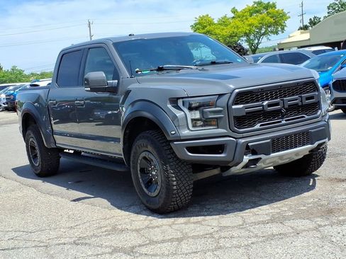 Used 2018 Ford F150 Raptor w/ Equipment Group 802A Luxury AWD/4WD image 7